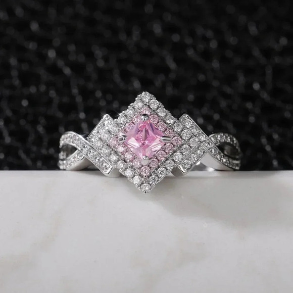 🌸Beautiful Silver Pure Pink Double Layer Weave Princess Cut CZ Ring, K832 - Picture 3 of 9